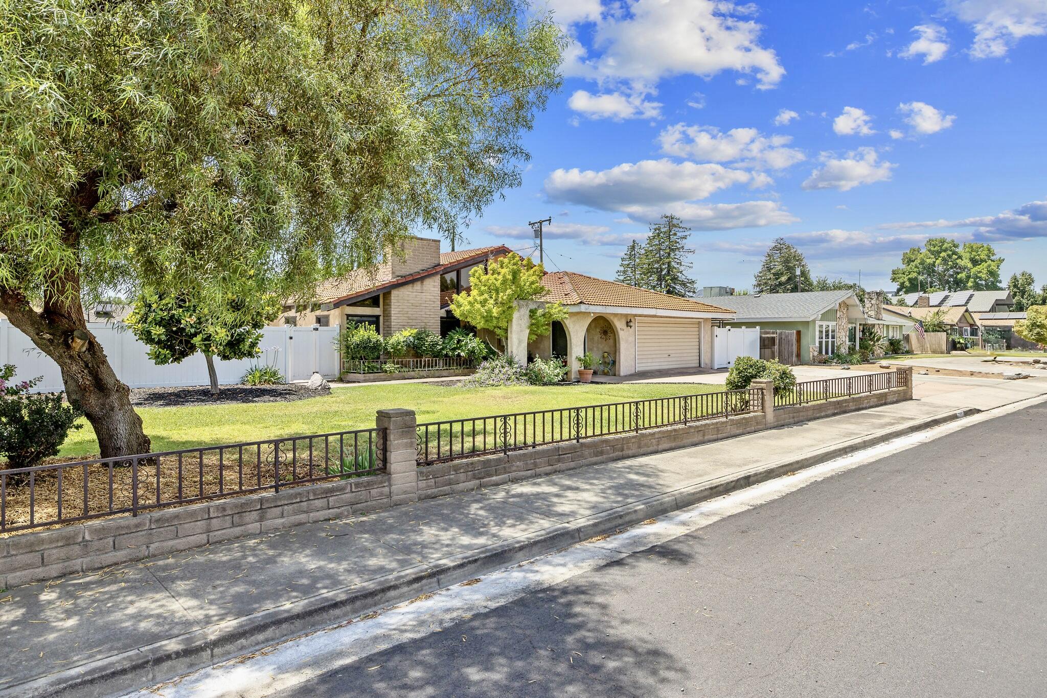 700 West Pine Street Exeter, CA 93221 - Photo 65 of 67