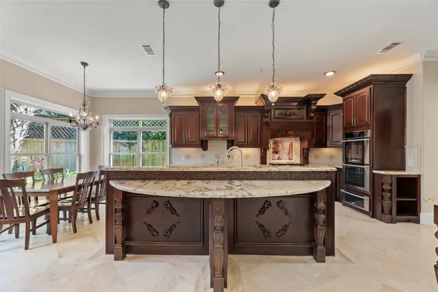 $2,175,000 | 2318 Bellefontaine, Houston, TX 77030