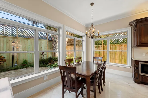 $2,175,000 | 2318 Bellefontaine, Houston, TX 77030