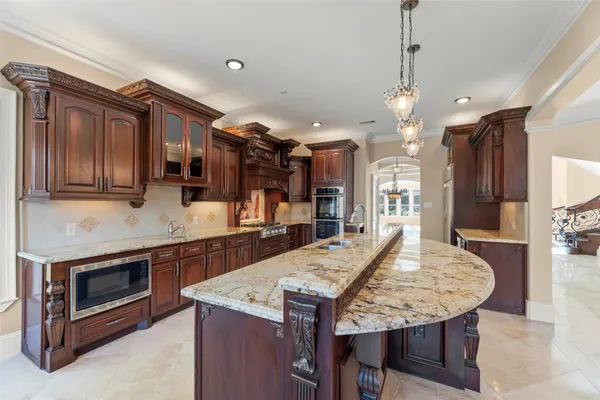$2,175,000 | 2318 Bellefontaine, Houston, TX 77030