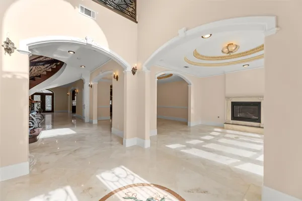 $2,175,000 | 2318 Bellefontaine, Houston, TX 77030