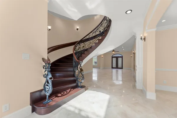 $2,175,000 | 2318 Bellefontaine, Houston, TX 77030