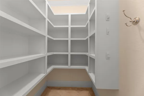 $2,175,000 | 2318 Bellefontaine, Houston, TX 77030