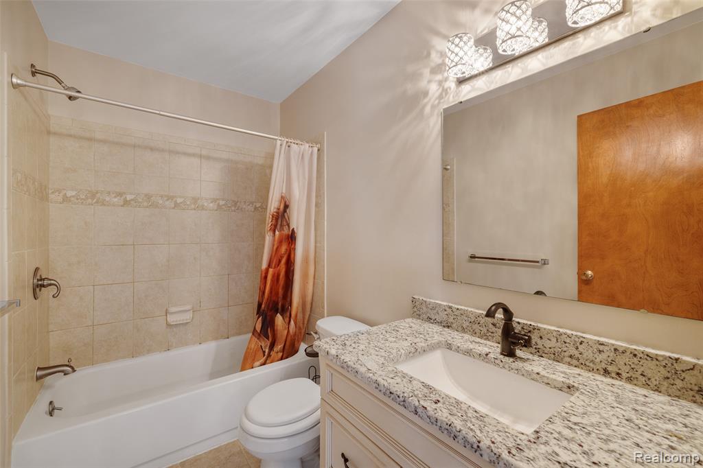 4425 Bethuy Road Casco, MI 48064 - Photo 39 of 77