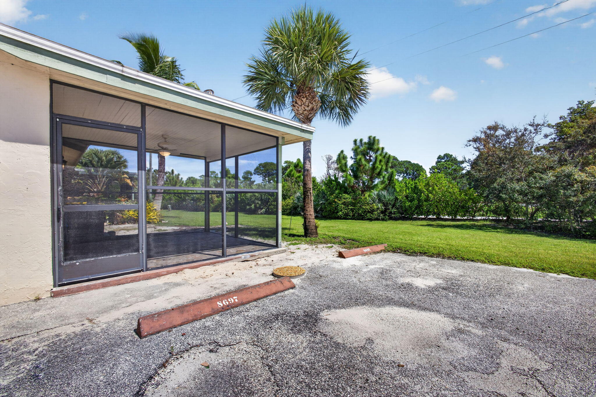 8697 Southeast Hobe Ridge Avenue Hobe Sound, FL 33455 - Photo 25 of 32 26-web-or-mls-5D1A6332