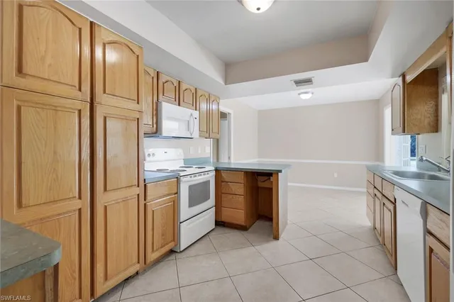 $780,000 | 711 21st Street Southwest, Naples, FL 34117