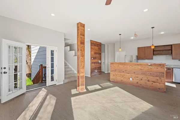 $700,000 | 2901-2903 Rd I, Unit AC, Redwood Valley, CA 95470