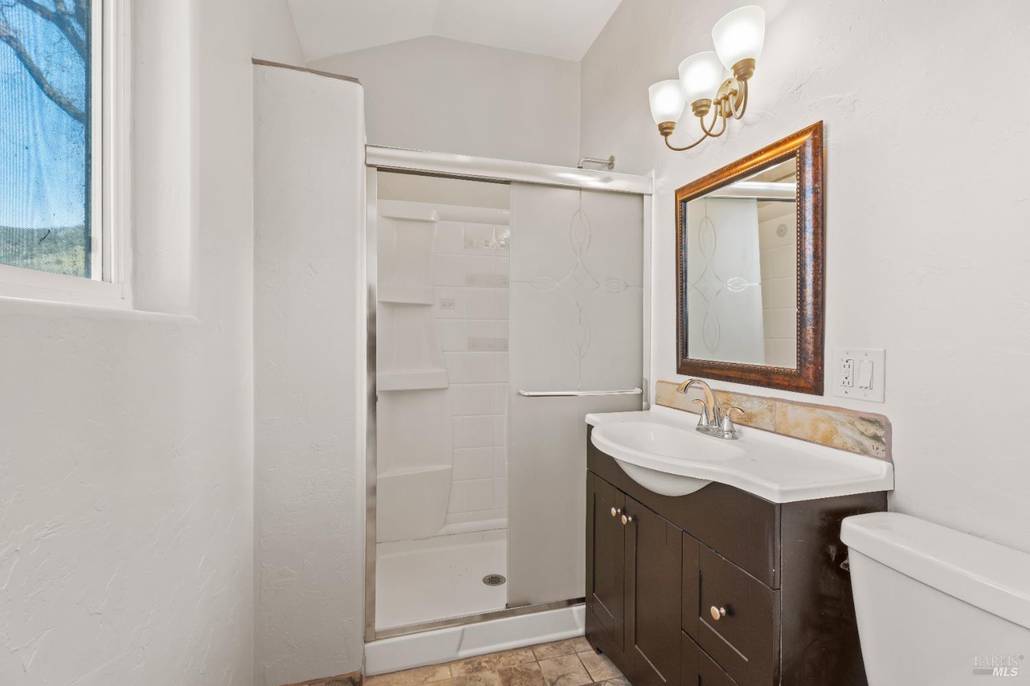 2901-2903 Rd I, Unit AC Redwood Valley, CA 95470 - Photo 15 of 33 Primary bath on 2nd floor.