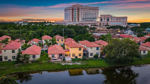 $400,000 | 1088 Via Jardin, Palm Beach Gardens, FL 33418