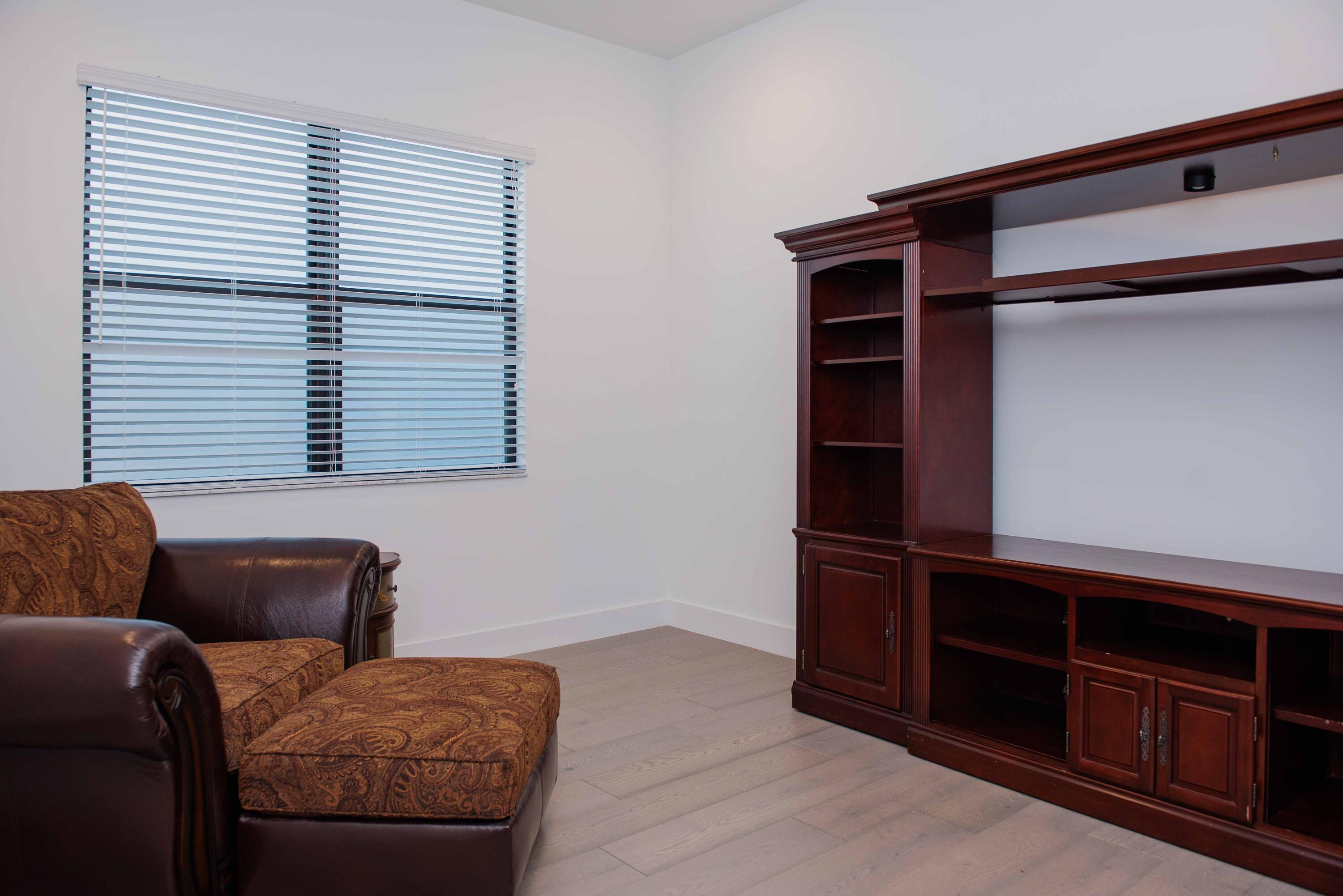17035 Wandering Wave Avenue Boca Raton, FL 33496 - Photo 4 of 28 DEN