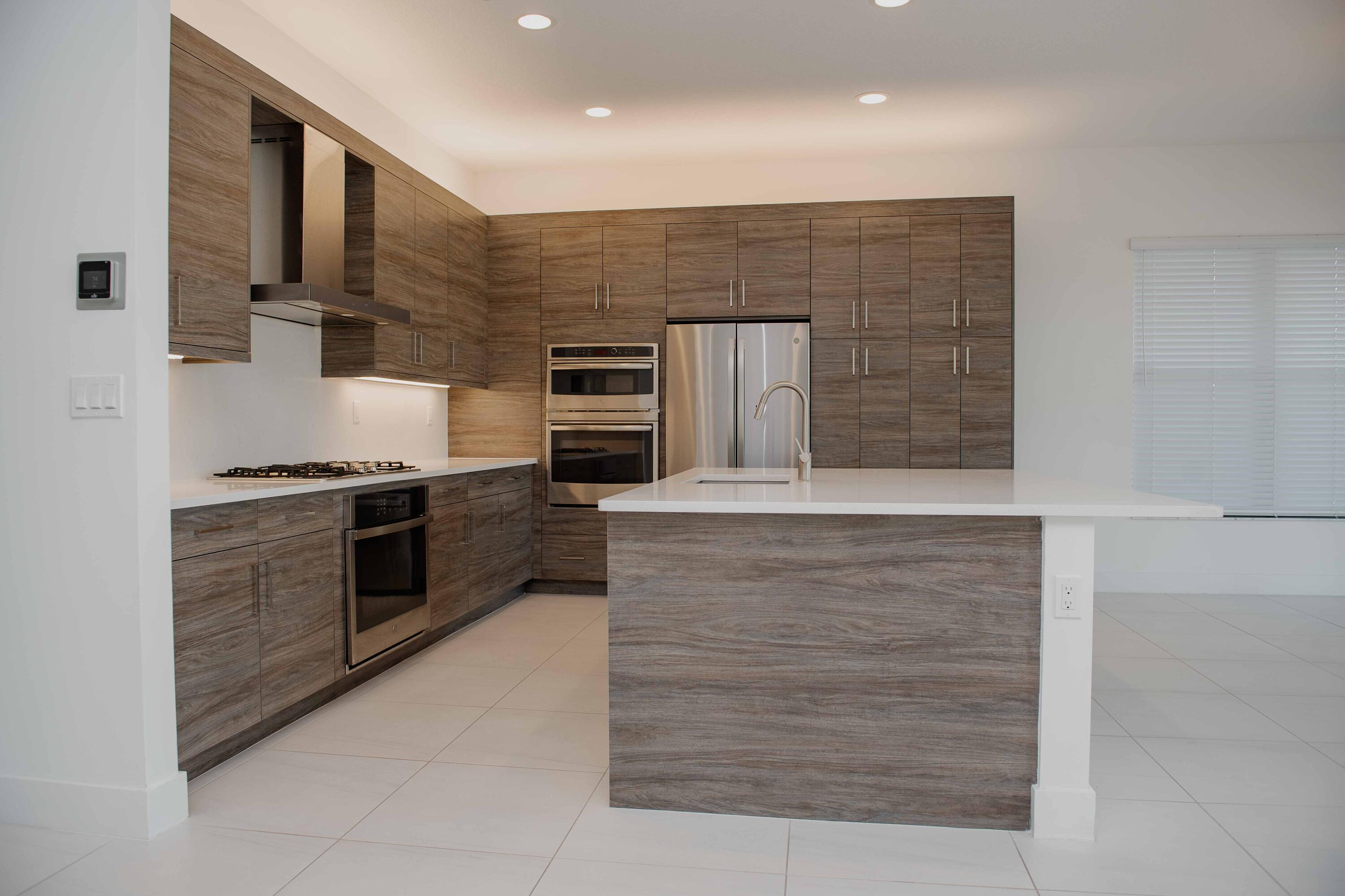 17035 Wandering Wave Avenue Boca Raton, FL 33496 - Photo 10 of 28 KITCHEN
