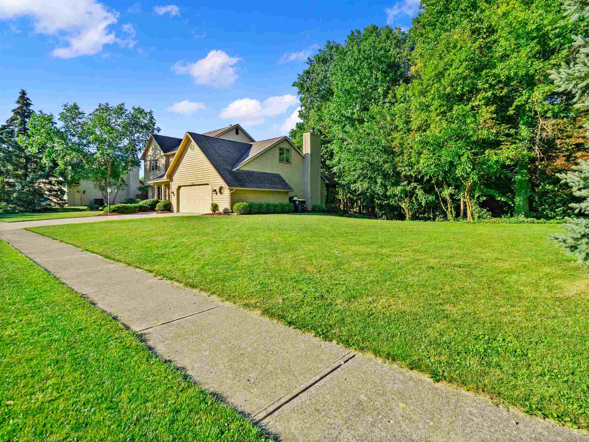 10603 Oak Trail Road Fort Wayne, IN 46845 - Photo 3 of 36