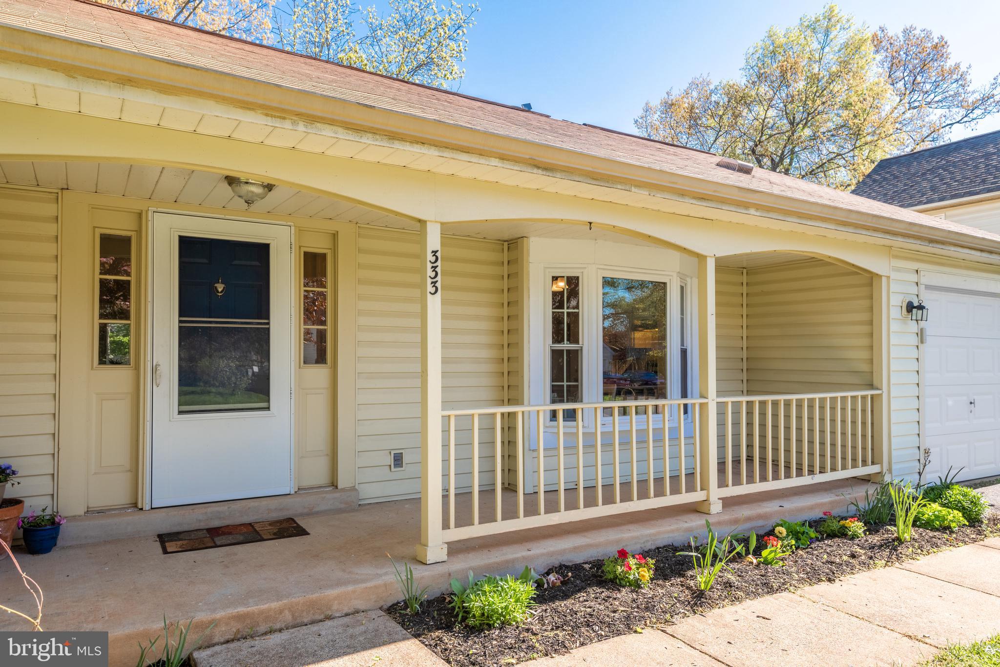 333 Silver Ridge Drive Sterling, VA 20164 - Photo 5 of 51 Charming Front Porch