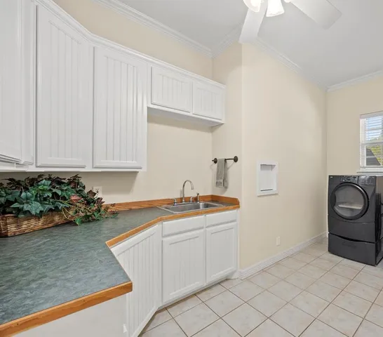 a view of backyard space