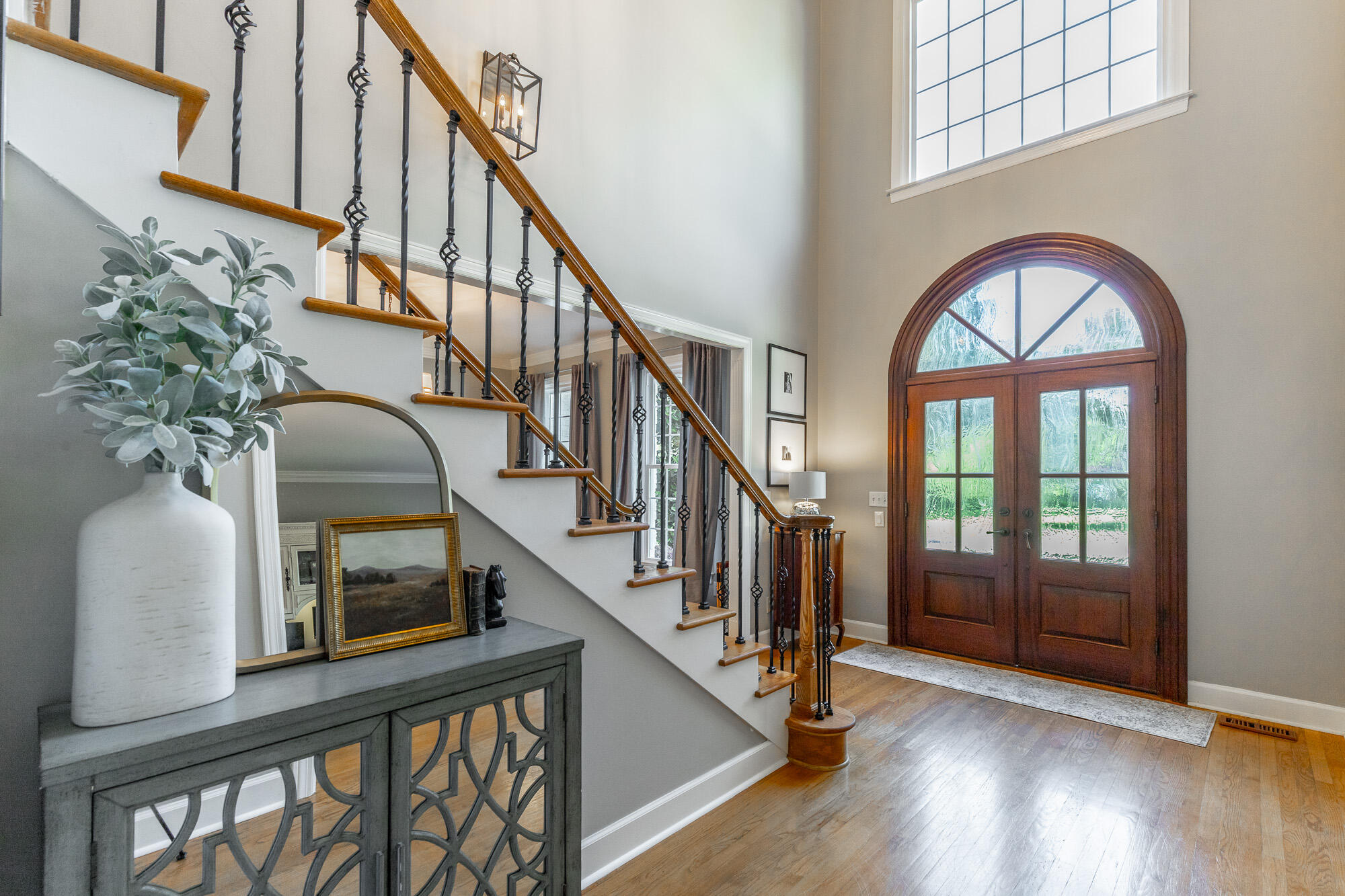 420 Valleybrook Road Hixson, TN 37343 - Photo 2 of 70 420 Valleybrook Road HD-46
