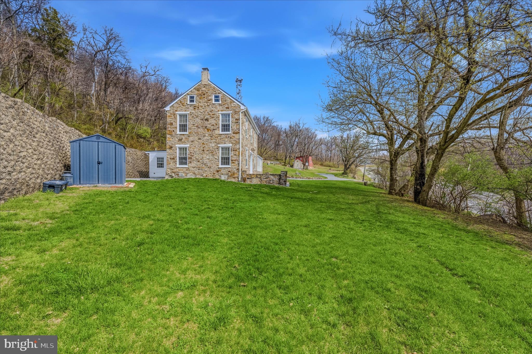 11614 National Pike Clear Spring, MD 21722 - Photo 43 of 65 Side Yard