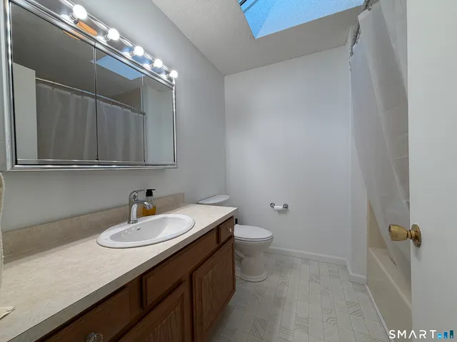 $259,000 | 705 Lake Avenue, Unit 11, Bristol, CT 06010