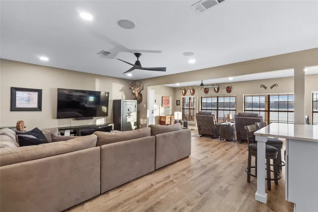 $450,000 | 288 Clay Banks Drive, Hemphill, TX 75948