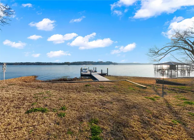$450,000 | 288 Clay Banks Drive, Hemphill, TX 75948