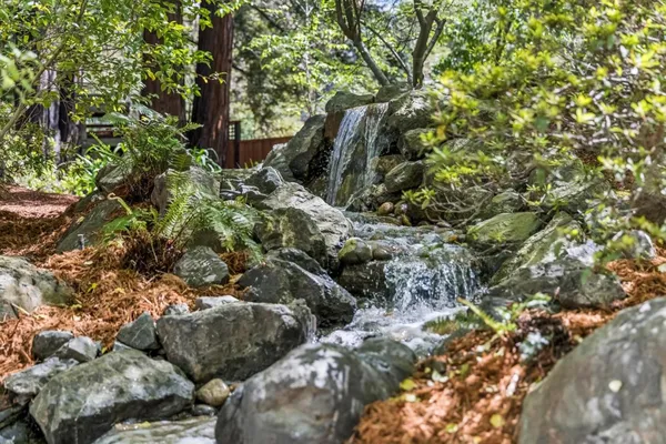 $15,748,000 | 74 Lilac Drive, Atherton, CA 94027