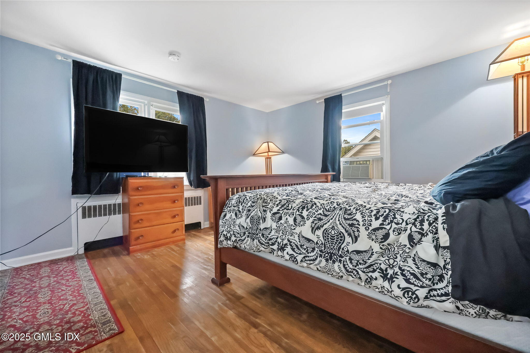 8 Reynolds Place Greenwich, CT 06831 - Photo 13 of 56 18-web-or-mls-8-reynolds-pl