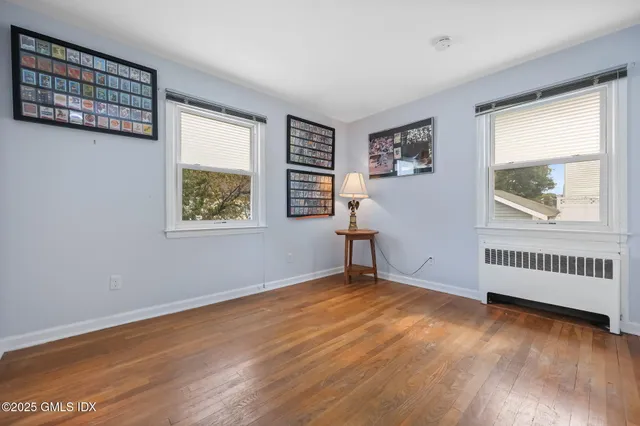 $1,165,000 | 8 Reynolds Place, Greenwich, CT 06831