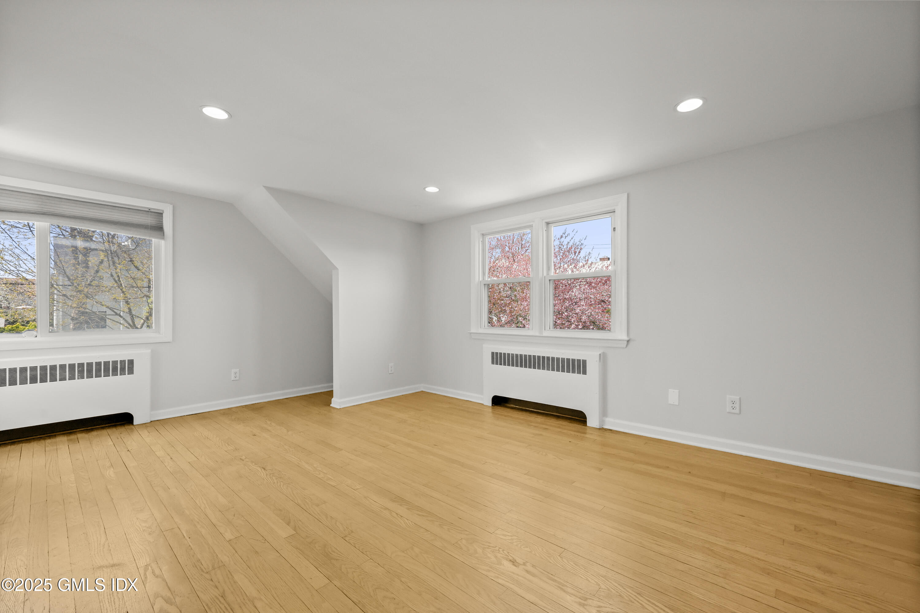 8 Reynolds Place Greenwich, CT 06831 - Photo 37 of 56 5-print-8-reynolds-pl-unit-b