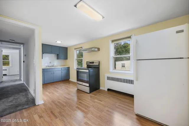 $1,165,000 | 8 Reynolds Place, Greenwich, CT 06831