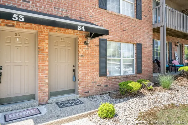 $150,000 | 1417 Slate Run Road, Unit 54, New Albany, IN 47150