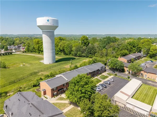 $150,000 | 1417 Slate Run Road, Unit 54, New Albany, IN 47150