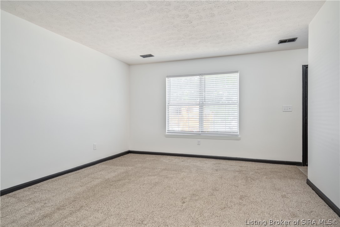 1417 Slate Run Road, Unit 54 New Albany, IN 47150 - Photo 4 of 27