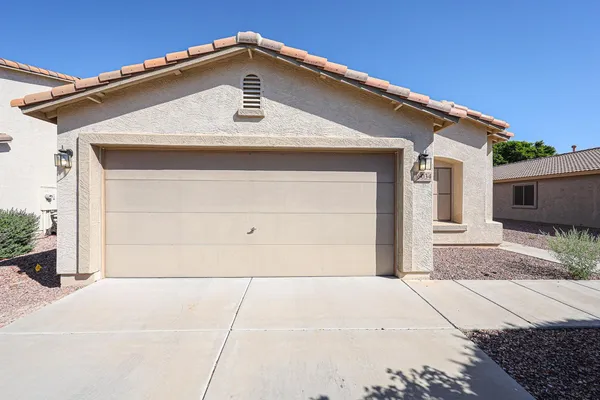 $1,850 | 16034 West Winchcomb Drive, Surprise, AZ 85379