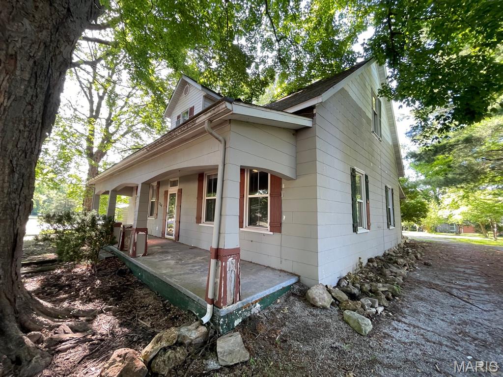 704 Eiler Road Belleville, IL 62223 - Photo 2 of 27