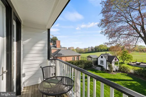 $2,295,000 | 600 Upland Place, Alexandria, VA 22301