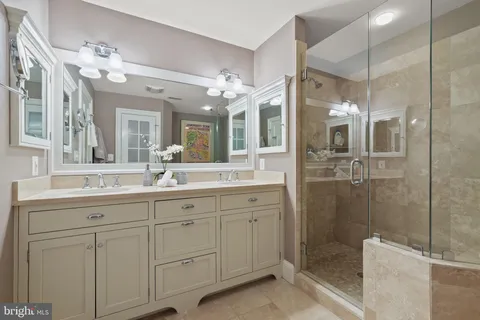 $2,295,000 | 600 Upland Place, Alexandria, VA 22301