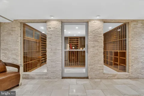 $2,295,000 | 600 Upland Place, Alexandria, VA 22301