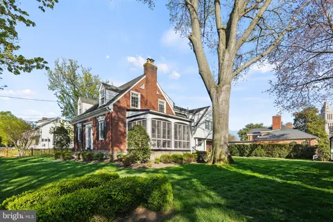 $2,295,000 | 600 Upland Place, Alexandria, VA 22301