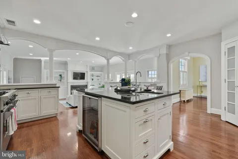 $2,295,000 | 600 Upland Place, Alexandria, VA 22301