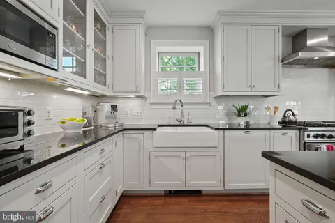 $2,295,000 | 600 Upland Place, Alexandria, VA 22301