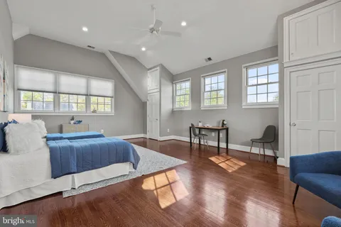 $2,295,000 | 600 Upland Place, Alexandria, VA 22301