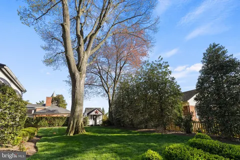 $2,295,000 | 600 Upland Place, Alexandria, VA 22301