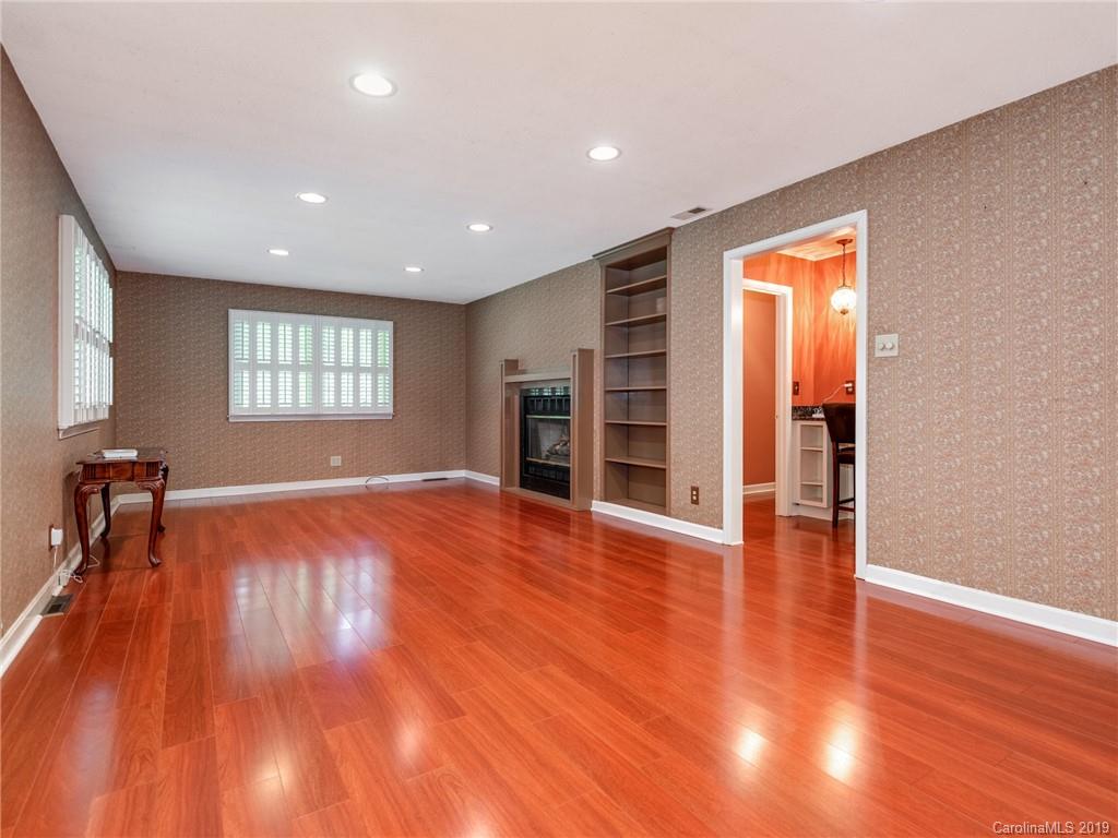 9032 Kerns Road Huntersville, NC 28078 - Photo 8 of 34 Gallery Image 8