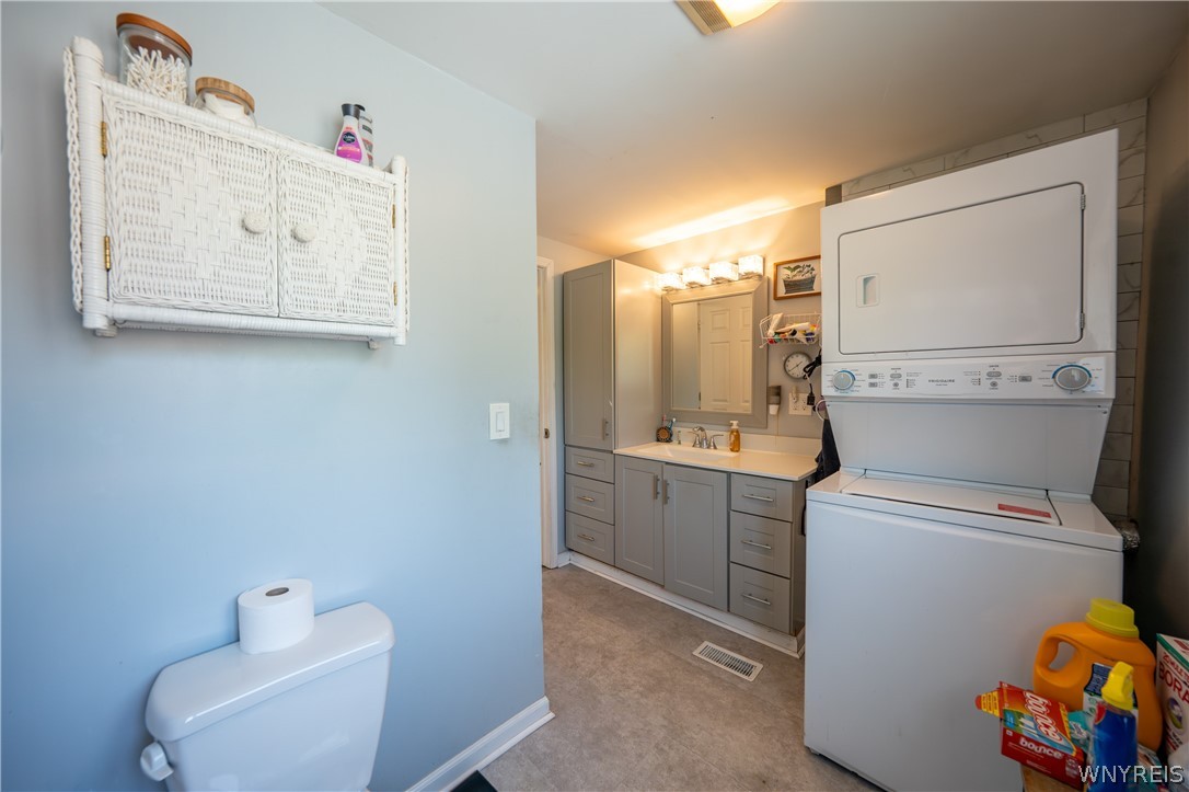 4093 Bayview Road Hamburg, NY 14219 - Photo 27 of 47