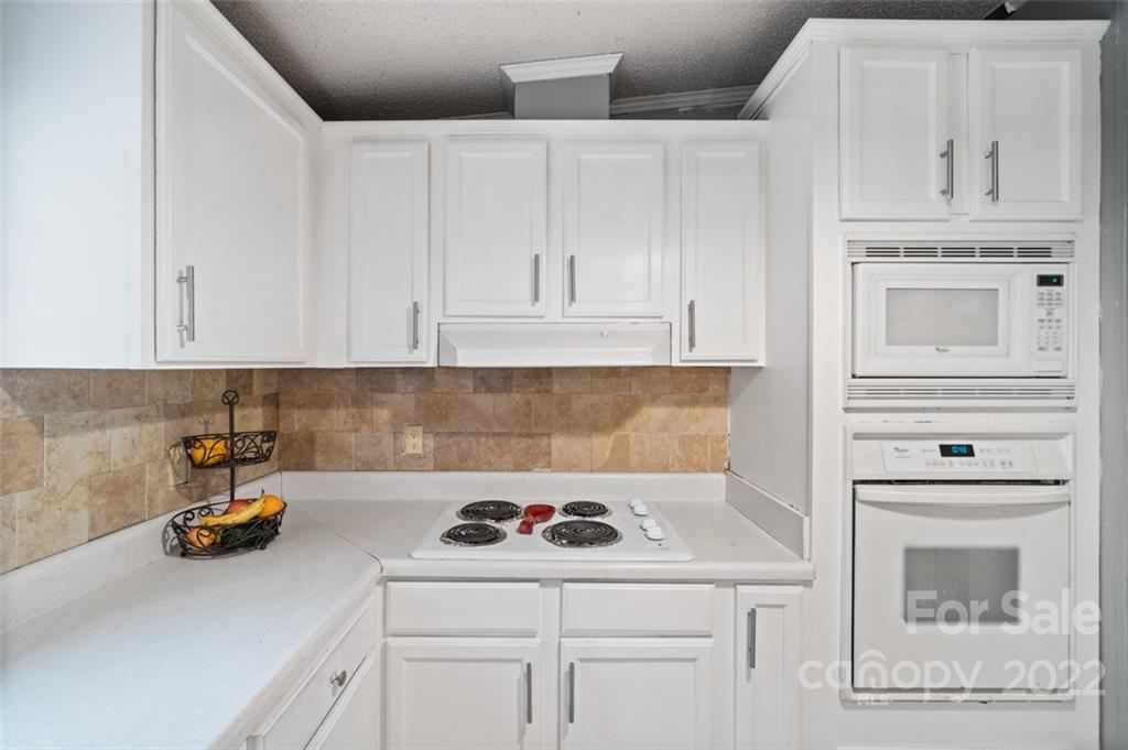 154 Beaver Brook Road Statesville, NC 28677 - Photo 11 of 35 Gallery Image 11