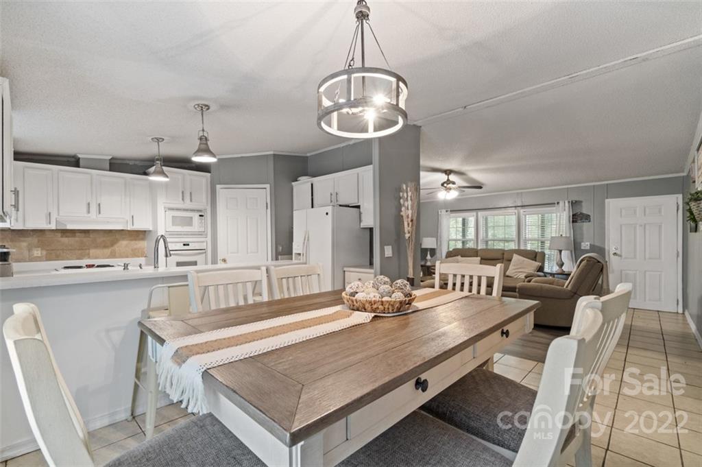 154 Beaver Brook Road Statesville, NC 28677 - Photo 14 of 35 Gallery Image 14