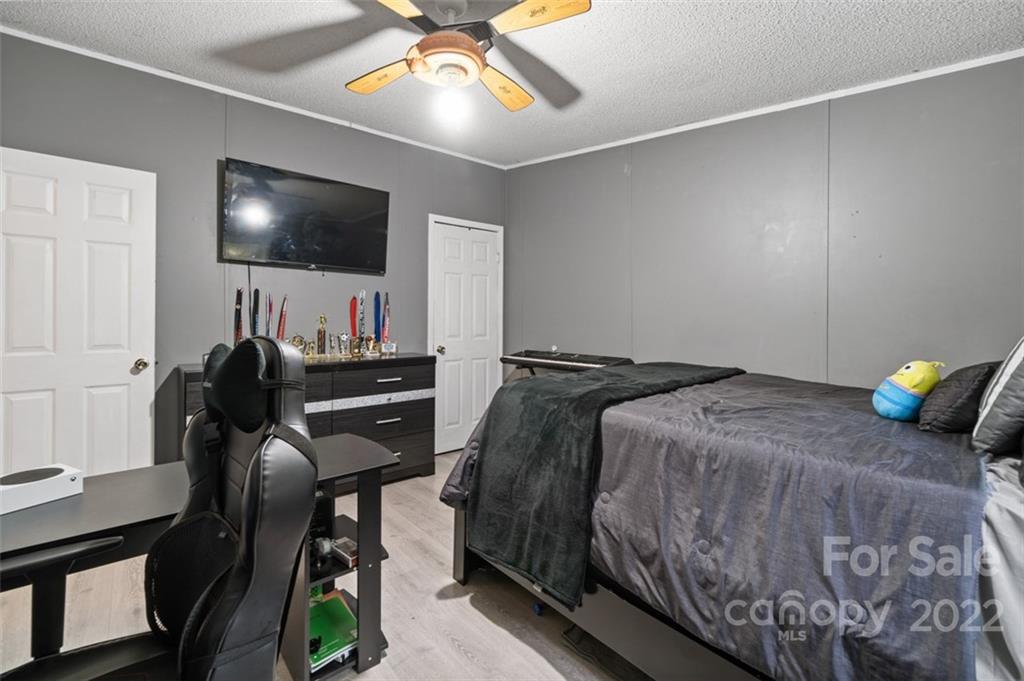 154 Beaver Brook Road Statesville, NC 28677 - Photo 28 of 35 Gallery Image 28