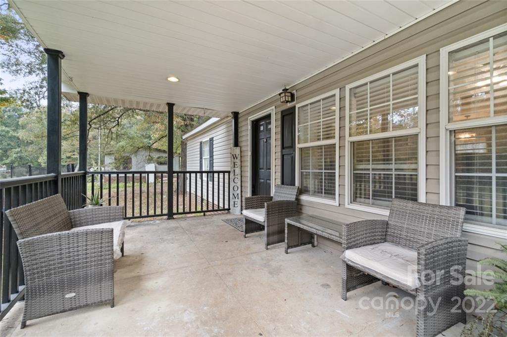 154 Beaver Brook Road Statesville, NC 28677 - Photo 5 of 35 Gallery Image 5