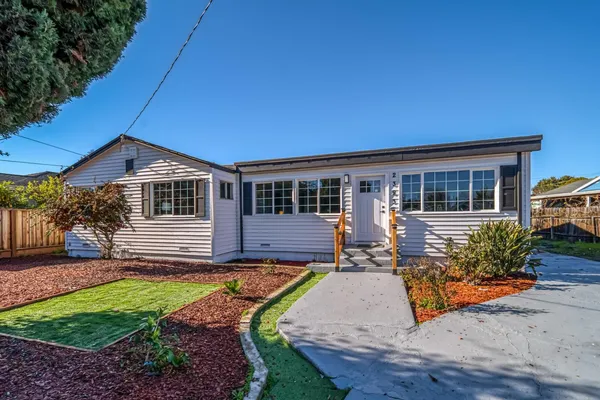 $1,350,000 | 2383 Menalto Avenue, East Palo Alto, CA 94303