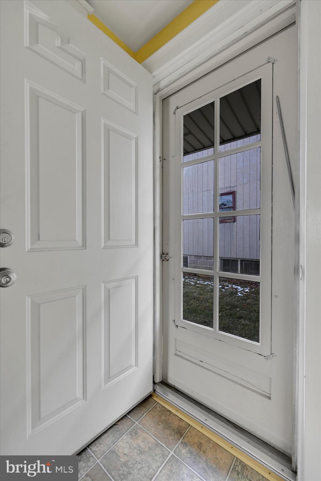 125 Rodney Lane Lititz, PA 17543 - Photo 21 of 23 Rear Entrance