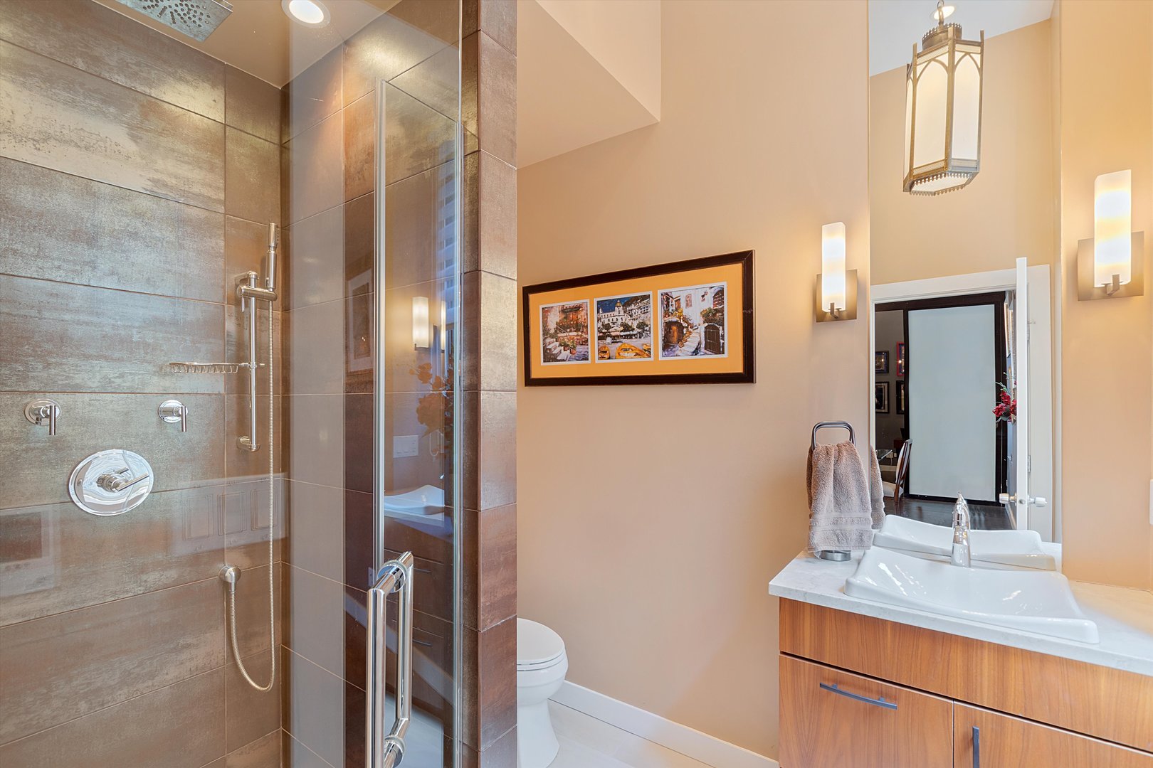 2411 West Walton Street, Unit 2B Chicago, IL 60622 - Photo 21 of 35